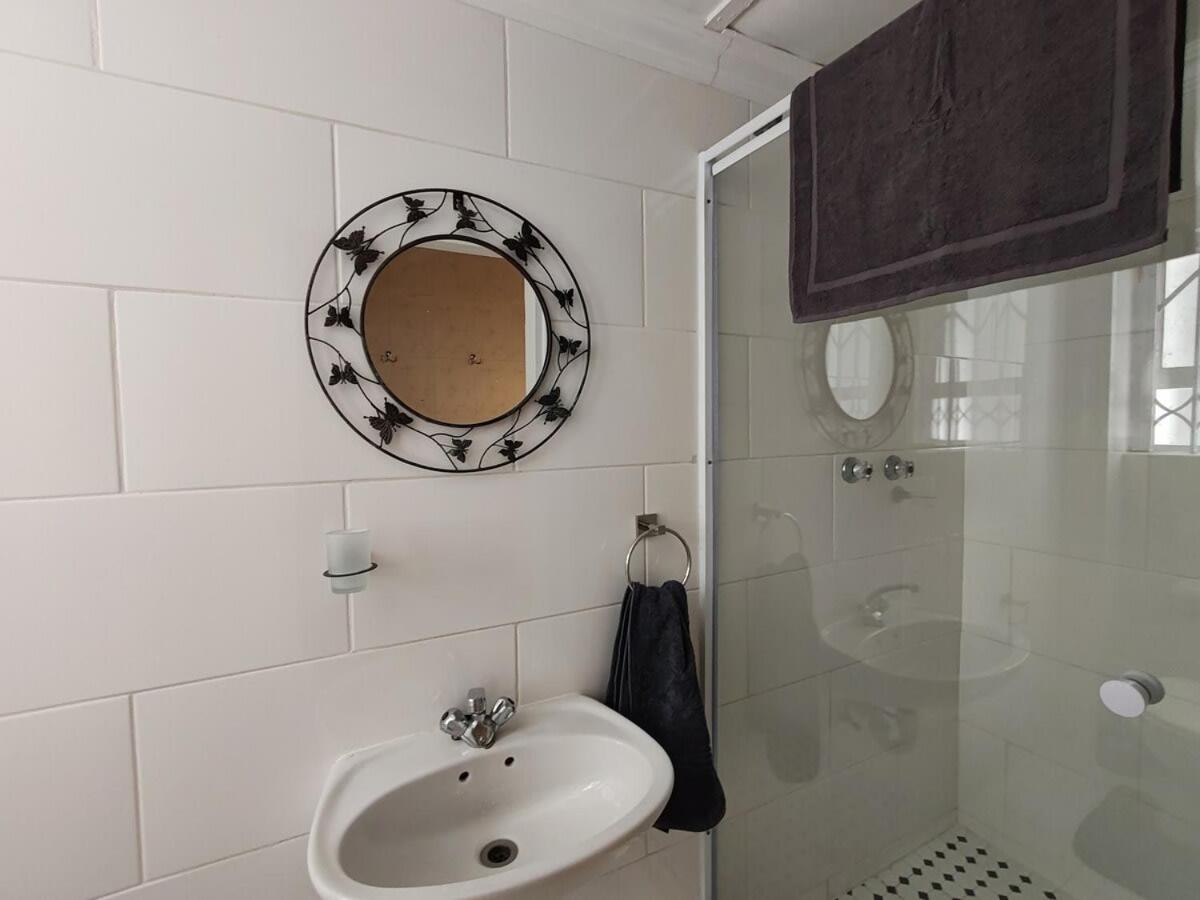 Caradoc House Holiday home *