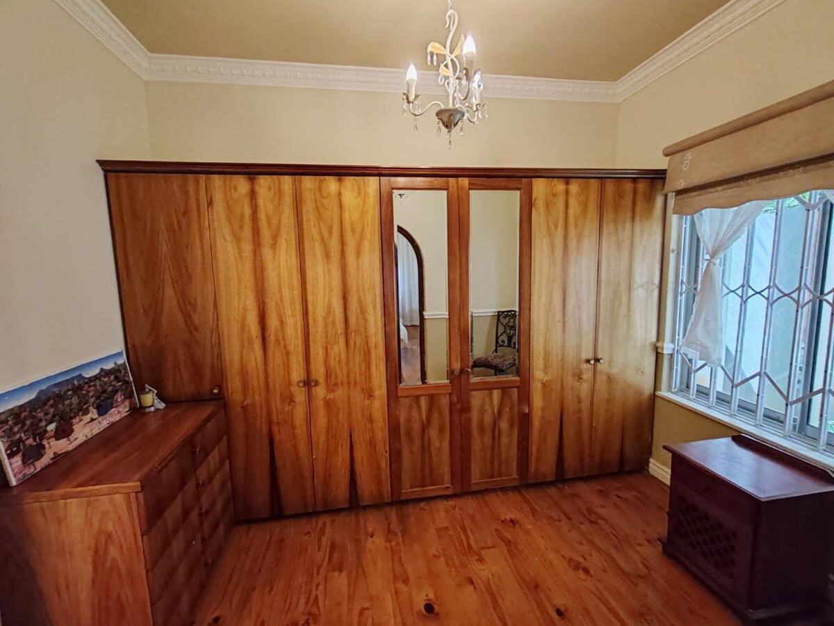Caradoc House Holiday home *